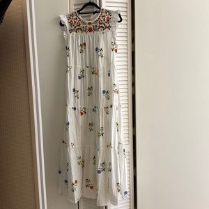 Zara white dress with flowers